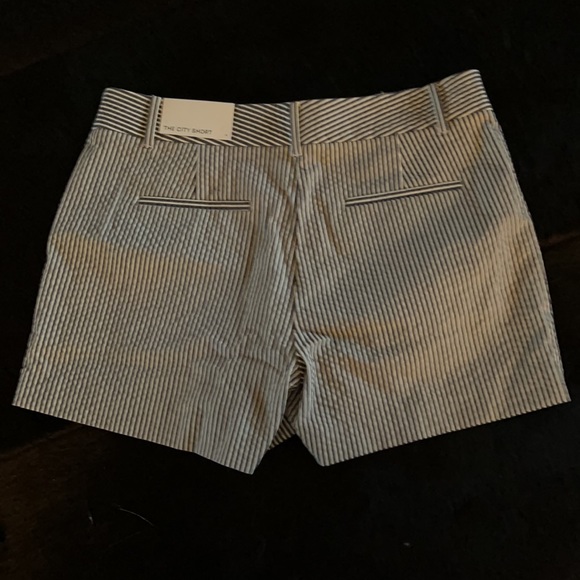 Ann Taylor Shorts NWT - Picture 2 of 5